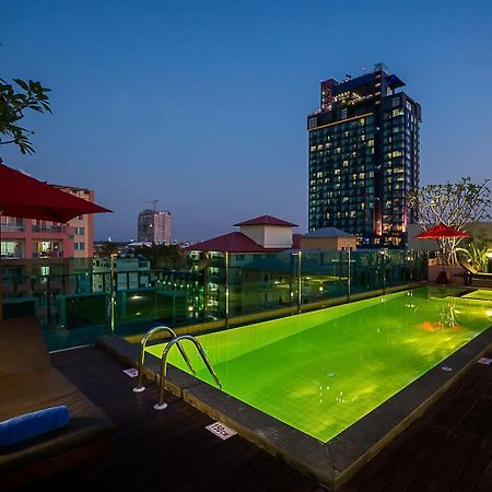 Sunshine Hip Hotel Pattaya Buitenkant foto