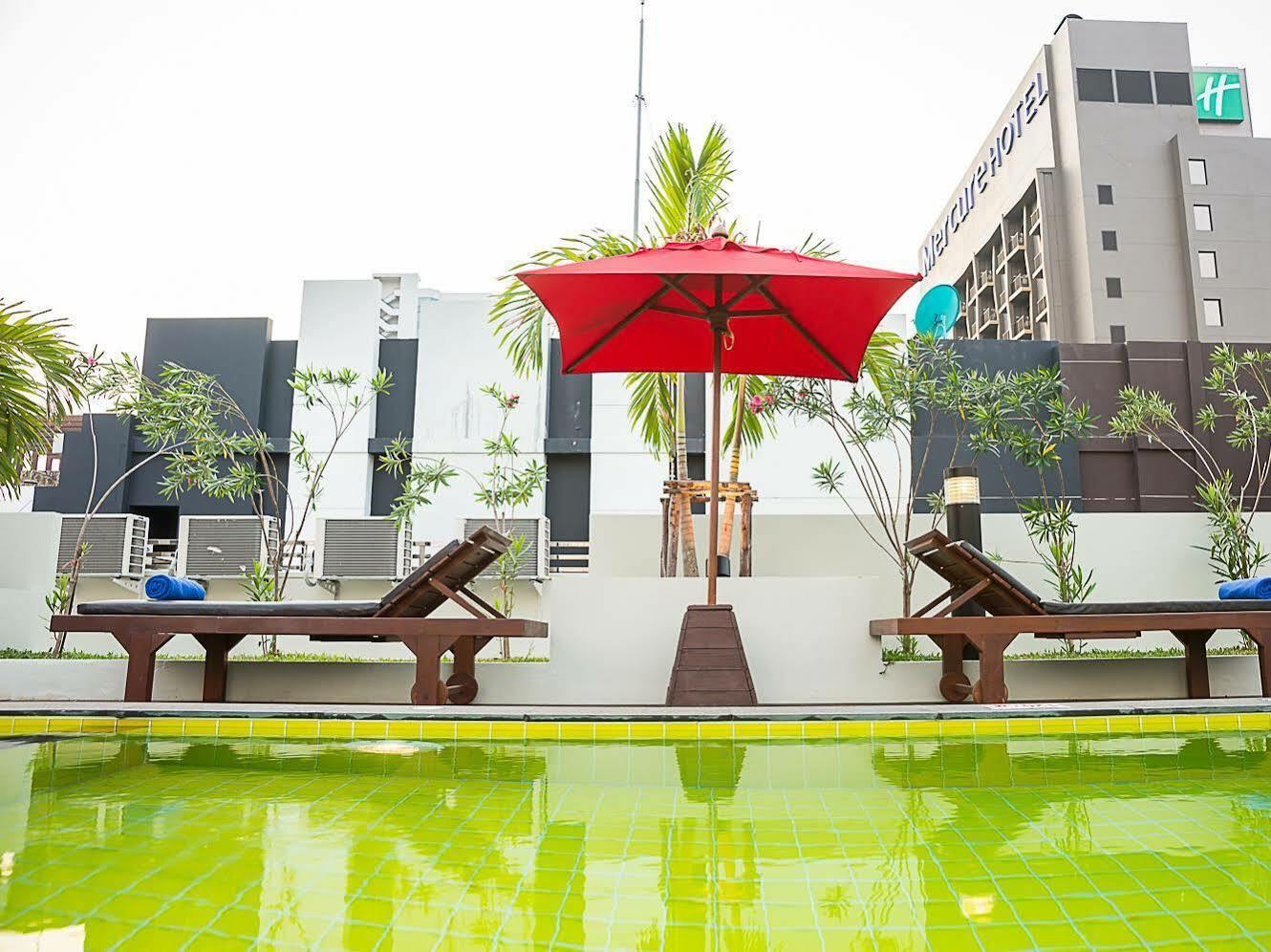 Sunshine Hip Hotel Pattaya Buitenkant foto
